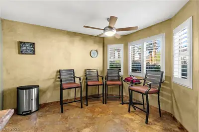 477 Mesa Boulevard 102 Dining Area