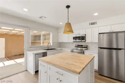 4627 Bountiful Way, Las Vegas