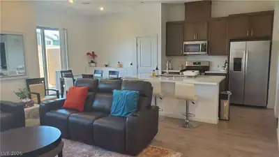 3360 Santa Verdiana Street, Henderson, NV 89044 Living Room