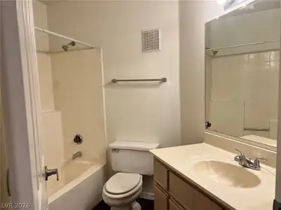 8455 West Sahara Avenue 237 Primary Bathroom