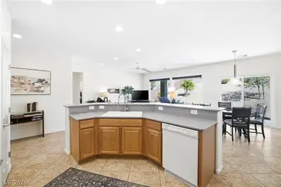 2635 Solera Moon Drive Kitchen