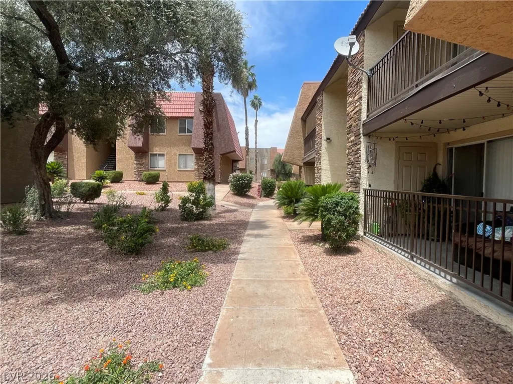 5350 River Glen Drive 306