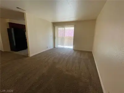 5350 River Glen Drive 306 Living Room