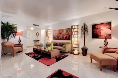 205 East HARMON Avenue 309 Living Room