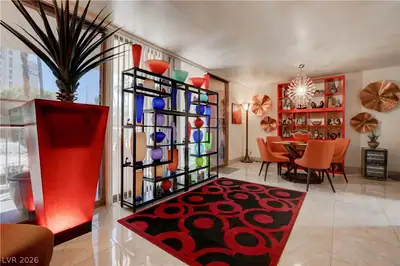 205 East HARMON Avenue 309 Dining Area