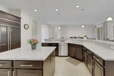 4310 Horizon Homes Street, Las Vegas, NV 89129 Kitchen