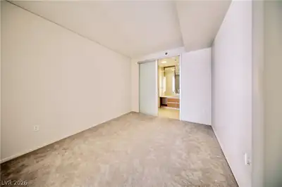 3726 Las Vegas Boulevard 501 Bedroom