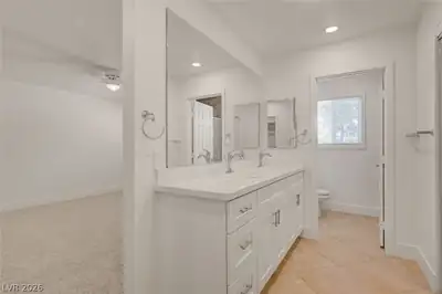 3768 East Russell Road Primary Bathroom