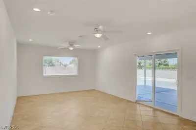 3768 East Russell Road Living Room