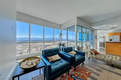 4525 Dean Martin Drive 2806 Living Room