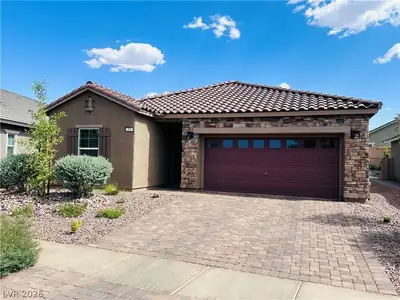 83 Summer Rhapsody Avenue Henderson, NV 89015