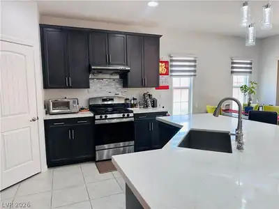 83 Summer Rhapsody Avenue, Henderson, NV 89015 Kitchen