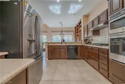 8909 Meadowood Drive, Las Vegas, NV 89134 Kitchen