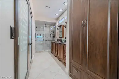 8909 Meadowood Drive, Las Vegas, NV 89134 Primary Bathroom