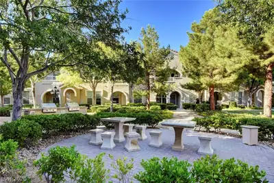 9975 Peace Way 2099 Patio