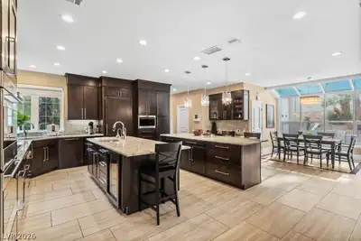 7 Larkside Court, Henderson, NV 89014 Kitchen