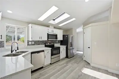 5670 Deanna Street, Pahrump, NV 89048 Kitchen