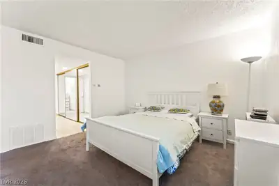 750 South Royal Crest Circle 312 Bedroom