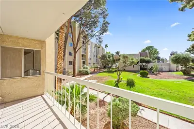 750 South Royal Crest Circle 312, Las Vegas