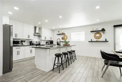 1913 Birch Street, Las Vegas, NV 89102 Kitchen