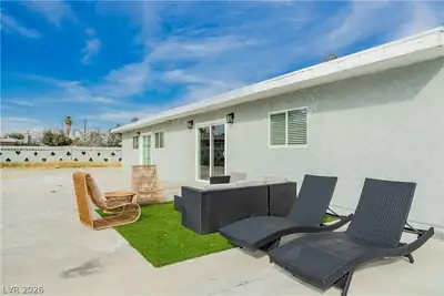 1913 Birch Street, Las Vegas, NV 89102 Patio