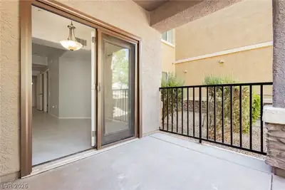 6868 Sky Pointe Drive 1084 Patio