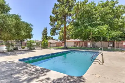 425 North Lamb Boulevard A Pool
