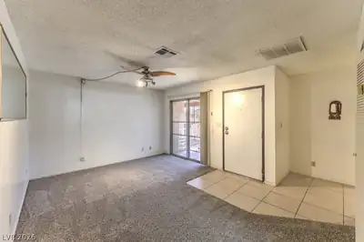 425 North Lamb Boulevard A Living Room