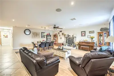 1591 Palomino Drive, Henderson, NV 89002 Living Room