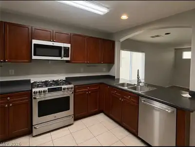 9069 Tantalizing Avenue, Las Vegas, NV 89149 Kitchen