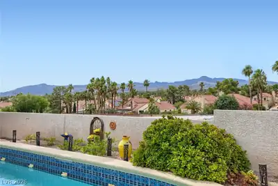 2721 Mallard Landing Avenue, Henderson, NV 89074 Pool