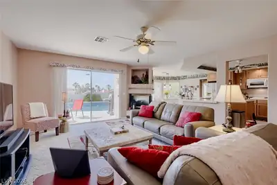 2721 Mallard Landing Avenue, Henderson, NV 89074 Living Room