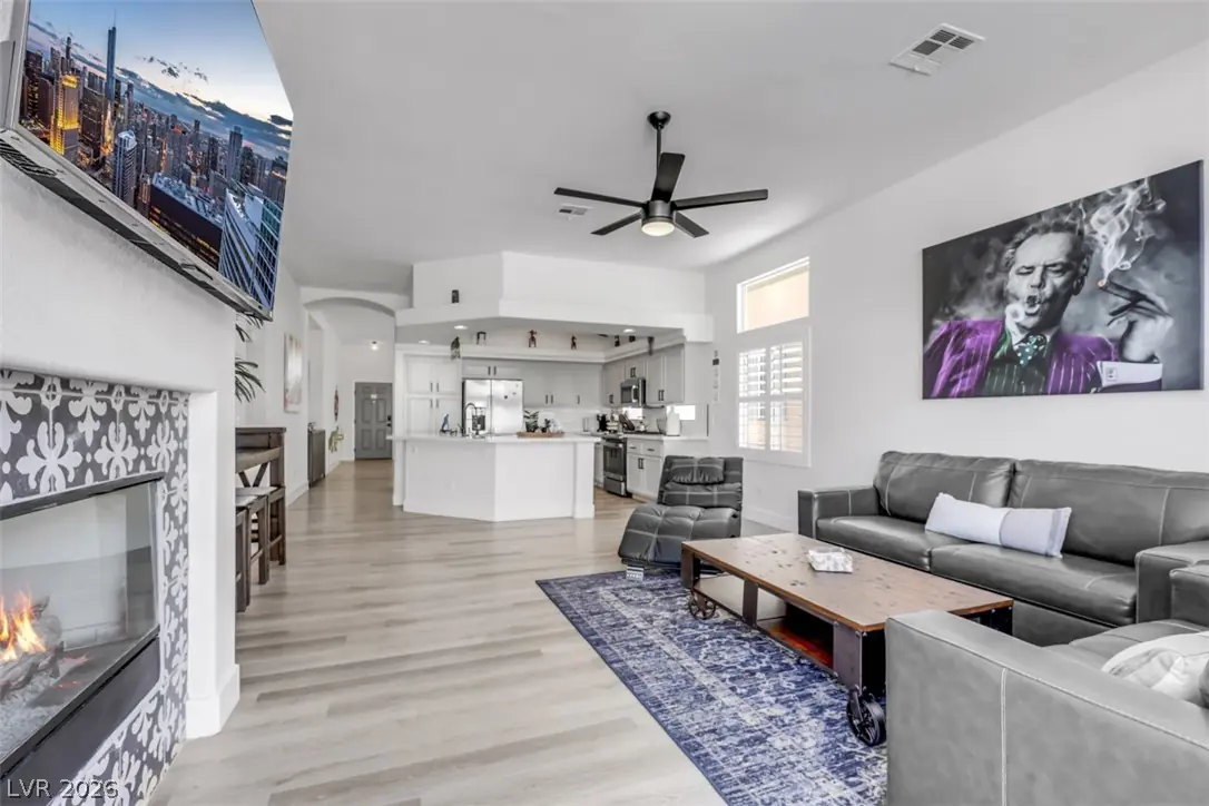 10082 Prairie Dove Avenue, Las Vegas, NV 89117