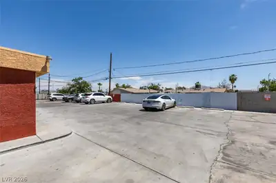 1329 South Eastern Avenue Parking