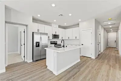 4600 Cave Lake Avenue, North Las Vegas, NV 89032 Kitchen