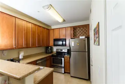 4400 South Jones Boulevard 2102 Kitchen