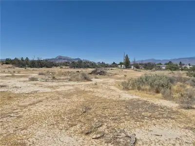 1820 West Basin Avenue Lot