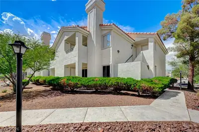7905 Lago Vista Lane 203, Las Vegas