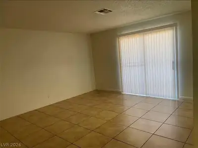4570 Carriage Park Drive B Living Room