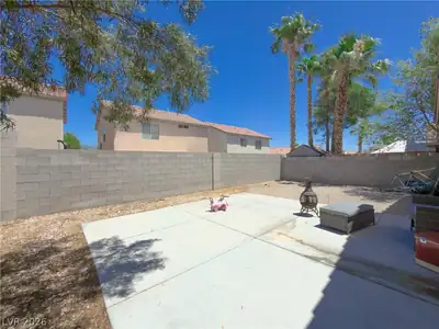 4048 Knoll Ridge Avenue, North Las Vegas, NV 89032 Patio