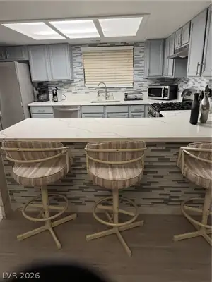 5105 West Desert Inn Road Kitchen