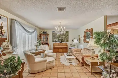2230 Pinto Road, Henderson, NV 89002 Living Room