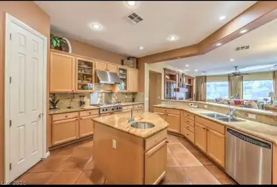 7 Holly Tree Court Kitchen