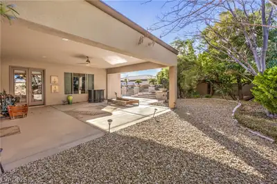 7 Holly Tree Court Patio