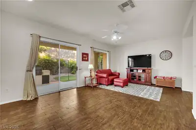 2832 Goldcreek Street Living Room