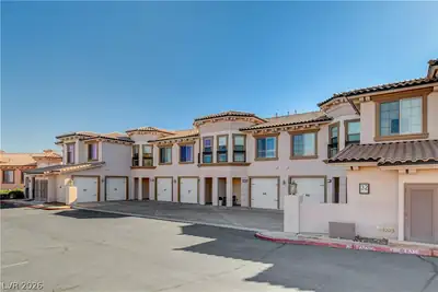 32 Via Vasari 103, Henderson