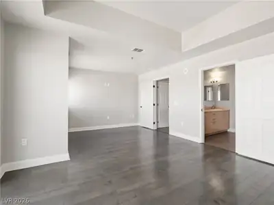 150 Las Vegas Boulevard 2512 Bedroom