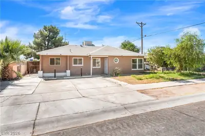 203 Earl Street Las Vegas, NV 89101