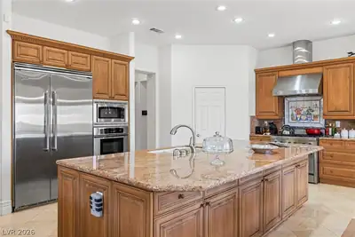 7310 Red Cinder Street, Las Vegas, NV 89131 Kitchen