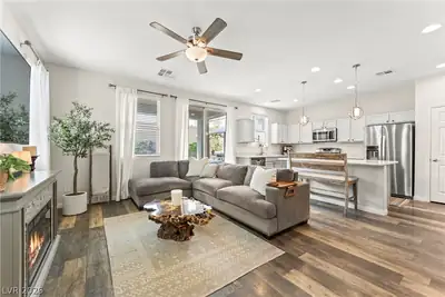 10421 Skye Canyon Falls Avenue, Las Vegas, NV 89166 Living Room